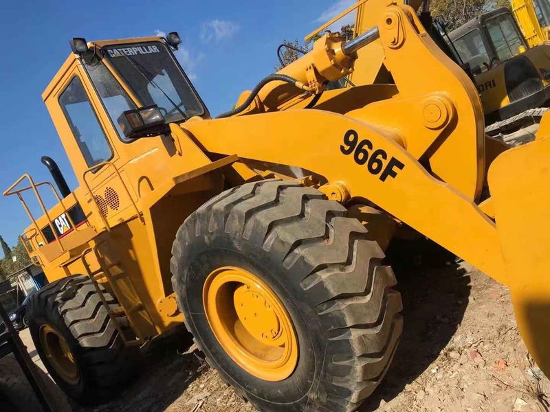تستخدم Motor Grader
